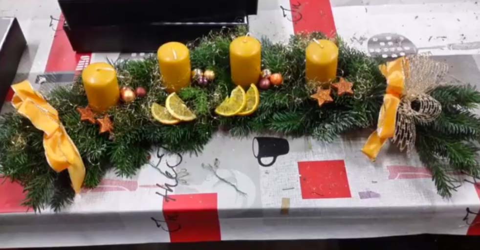 Adventkranz binden – Weihnachtsaktion